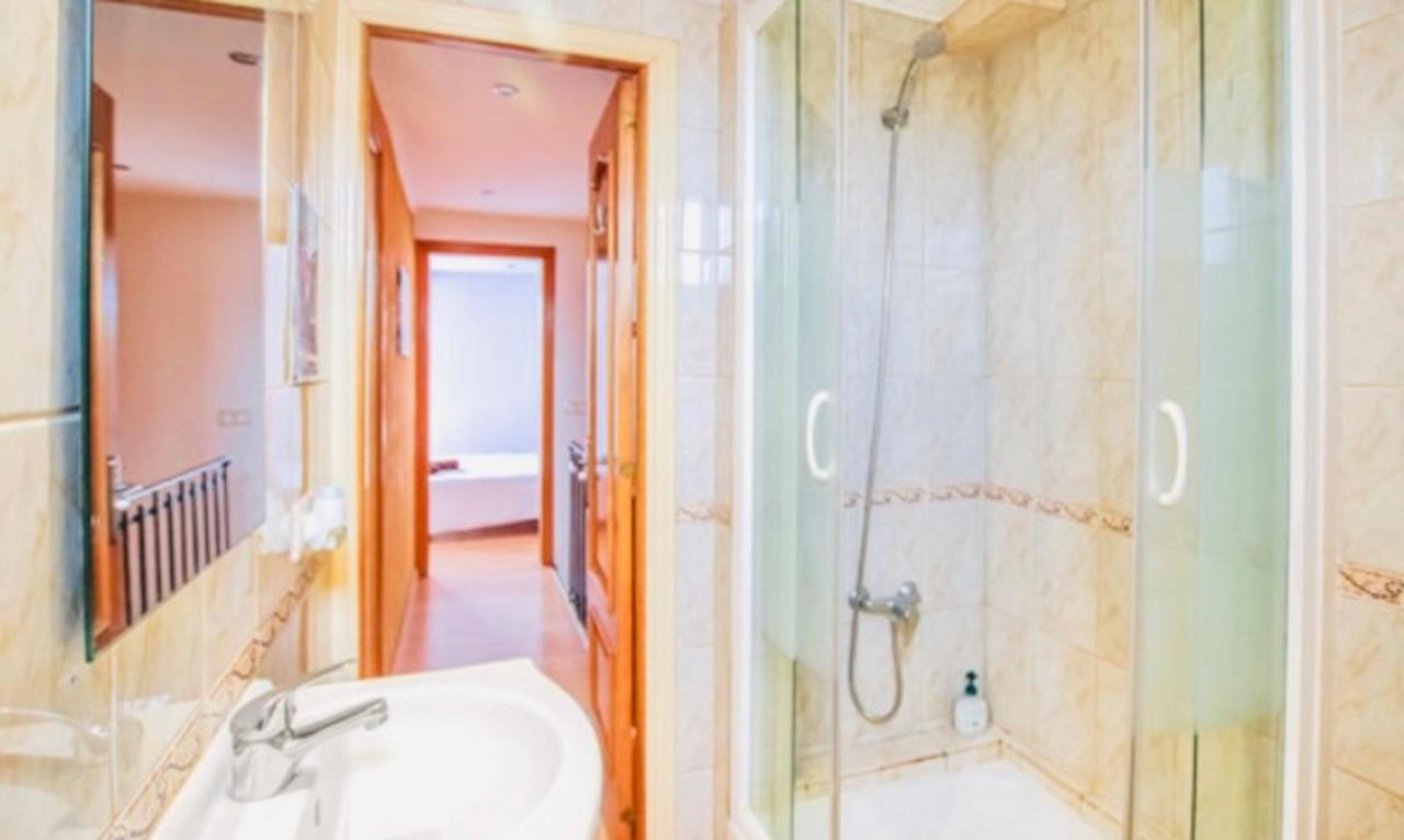 Апартаменты Apartamento En La Playa Con Terraza Комарруга Экстерьер фото