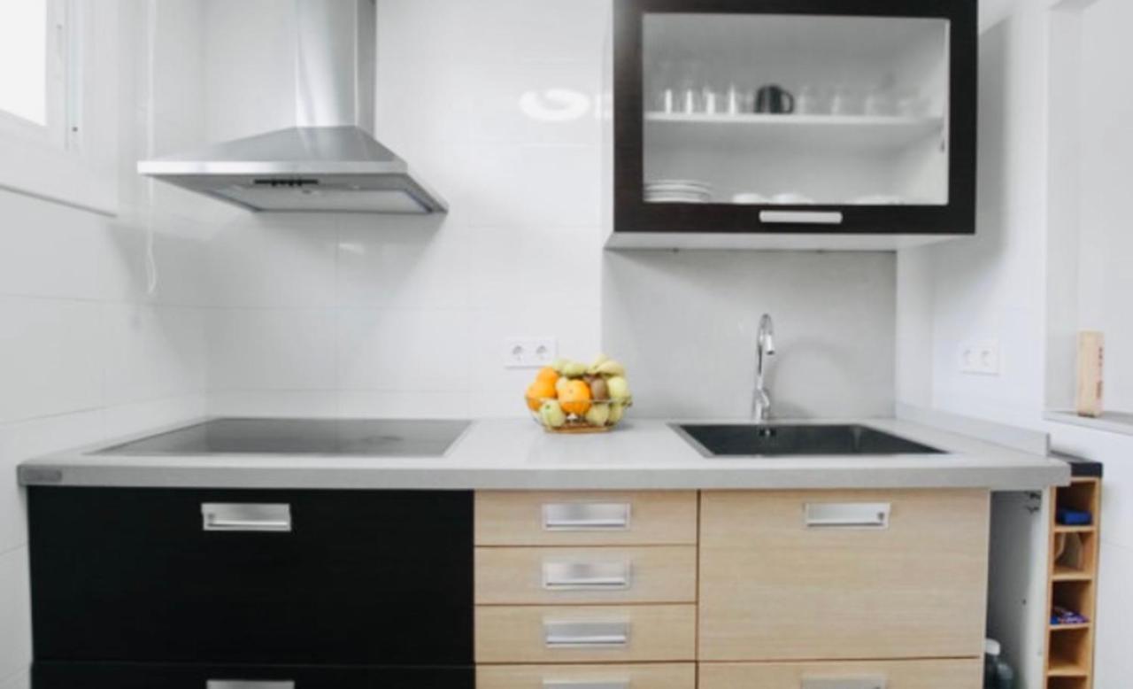 Апартаменты Apartamento En La Playa Con Terraza Комарруга Экстерьер фото
